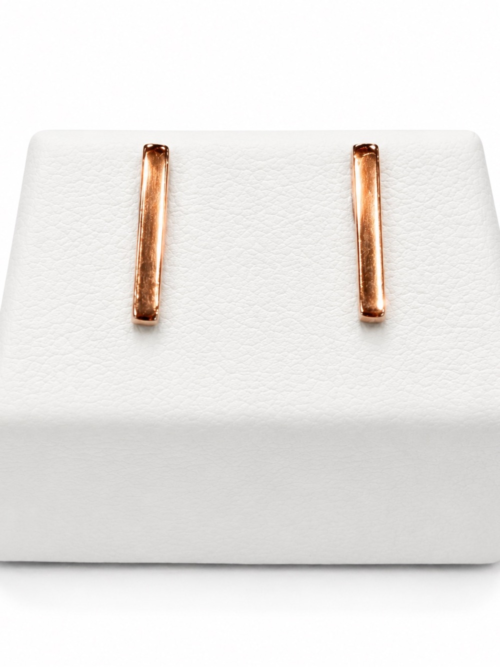 Elegant 14k Rose Gold Bar Earrings | Fine Jewelry | Celebrity Stylist Curated